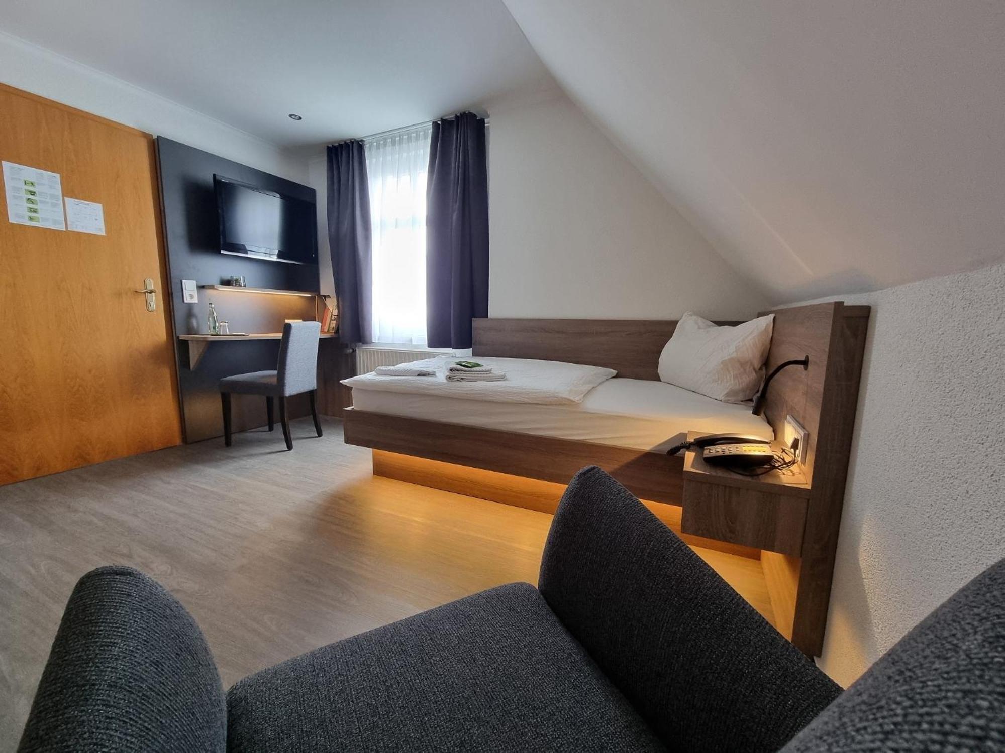Zum Weserdampfschiff Bad Karlshafen Oda fotoğraf